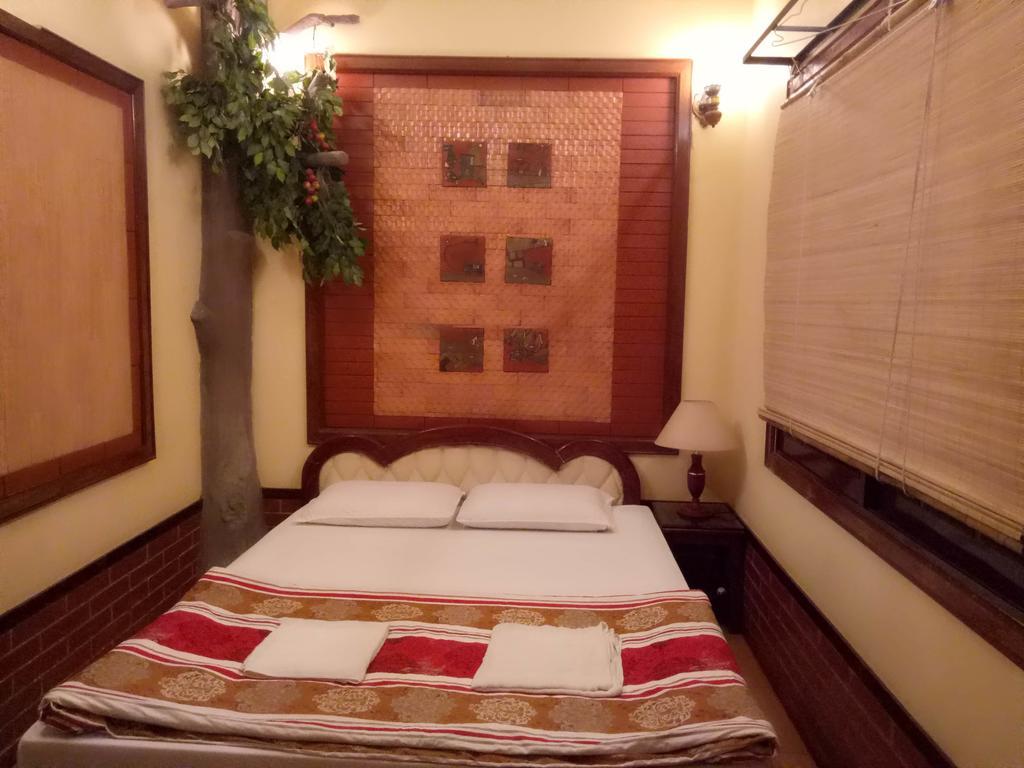 Bee Saigon Hotel Ho Chi Minh City Exterior photo
